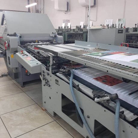 Façonnage d'impression et pliage de brochures